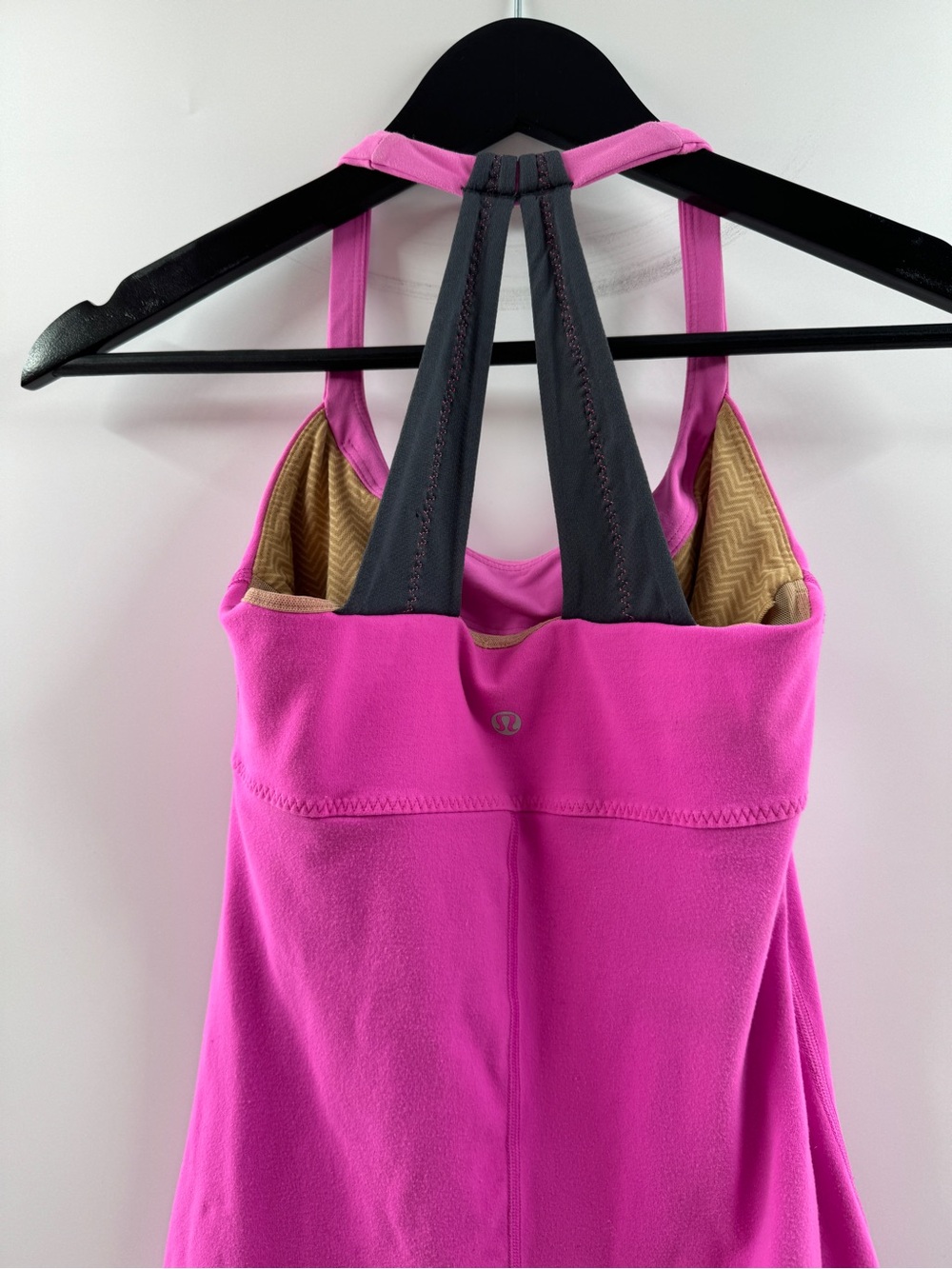 Lululemon Pink Racerback Athletic Tank Top – Estimated Size 6 - Picture 5 of 8